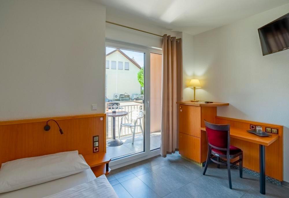 Heilbronner Hotel Am Schoenen Theater Luaran gambar