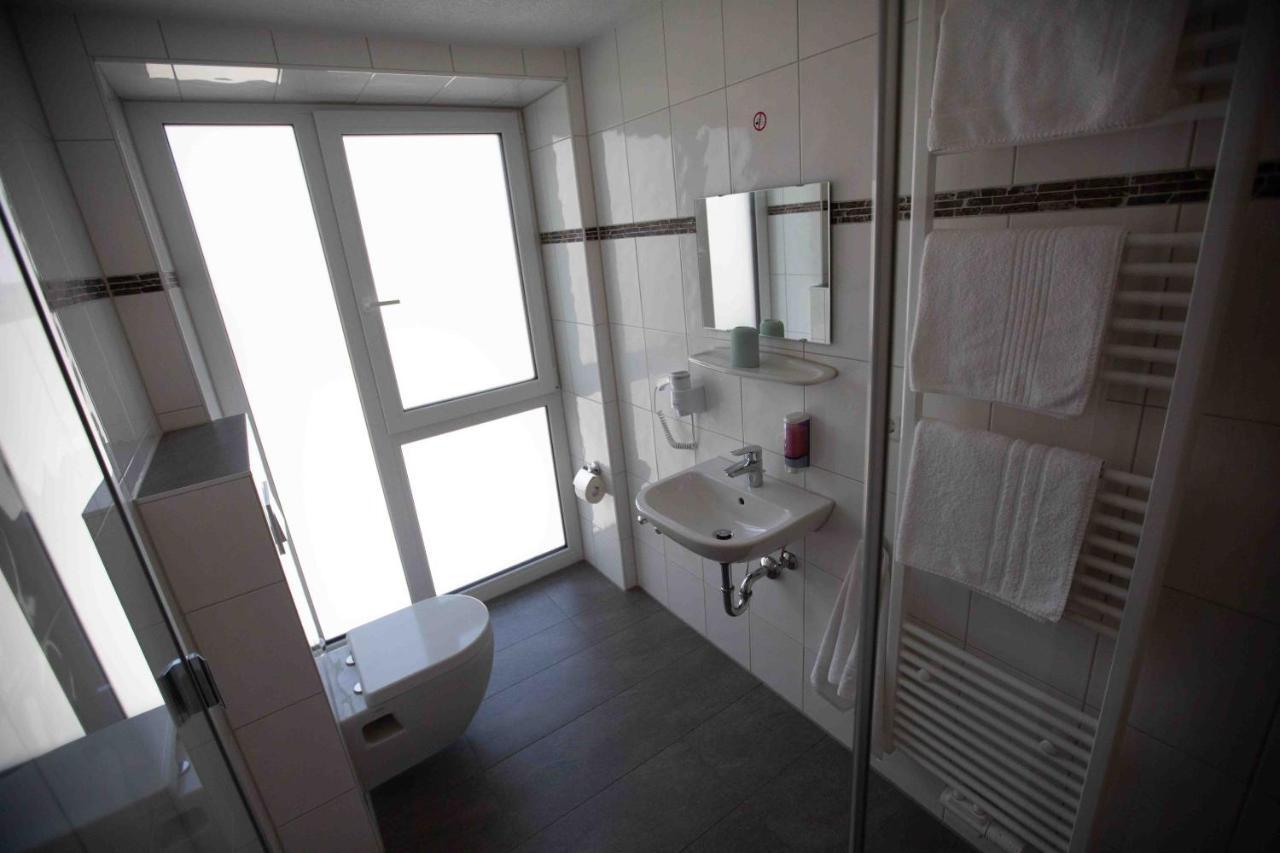 Heilbronner Hotel Am Schoenen Theater Luaran gambar